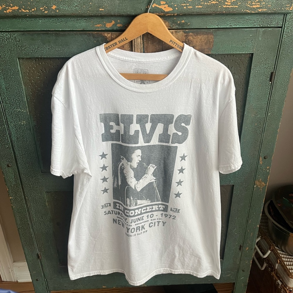 Elvis Presley Poster Classic Fit Cotton Crew Tee